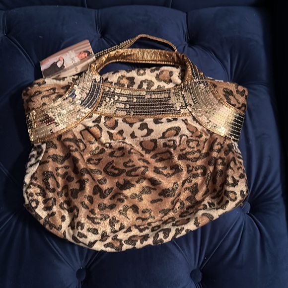 Handheld Leopard Sequin Satchel - Picture 4 of 4